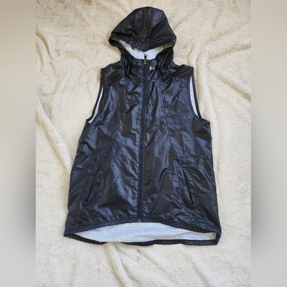 Lightweight Black Hooded Vest